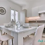 Casa Monique Apartment *